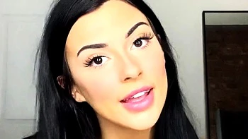 solo,amateur,brunette,softcore