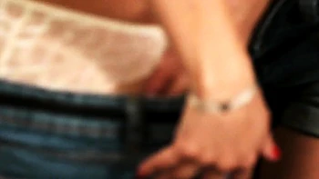 babe,fingering,lick,lesbian,hd