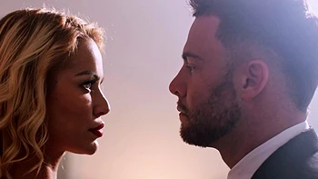 brunette,anal,doggystyle,threesome,blonde