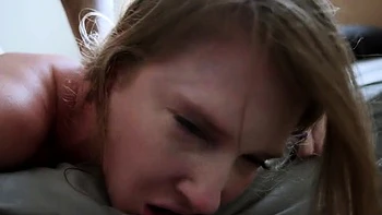 brunette,teen,amateur,blowjob