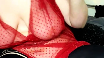 amateur,solo,bbw,brunette,big-boobs