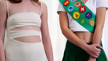 threesome,brunette,teen,hd,blowjob