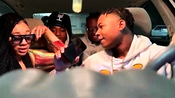 outdoor,public,black-and-ebony,amateur