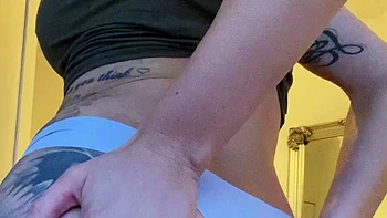 amateur,brunette,nipples,big-boobs