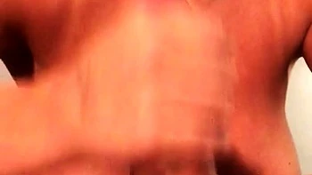 babe,milf,brunette,big-boobs,handjob