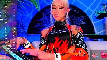 webcam,blonde,masturbation,panties,fetish