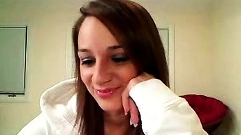 striptease,solo,brunette,milf,close-up