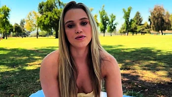 teen,hardcore,cumshot,close-up,blonde