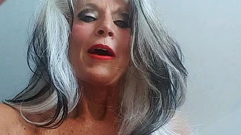 nipples,blonde,mature,solo,big-boobs