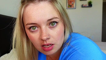 solo,teen,blonde,amateur,webcam