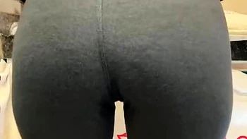 brunette,big-boobs,masturbation,lingerie,amateur