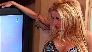 lesbian,amateur,masturbation,panties,blonde