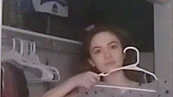 teen,brunette,softcore,solo,webcam