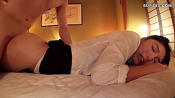 japanese-hd,asian,japanese-creampie,brunette,threesome