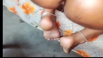 booty-shake,indian,indian-big-ass,indian-amateur,amateur