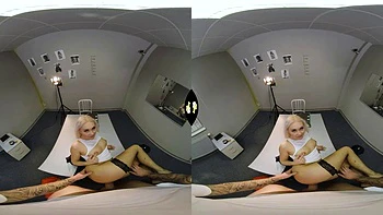 reality,blowjobs,missionary,doggy-style,blonde