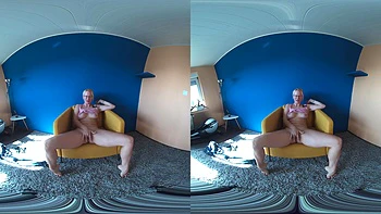 masturbation,solo-female,german,amateur,blonde