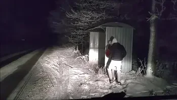 hotwife,fucck,horny-wife,brunette,public