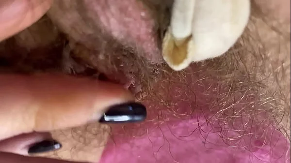 hairy,closeup,wet-pussy,masturbation,wet