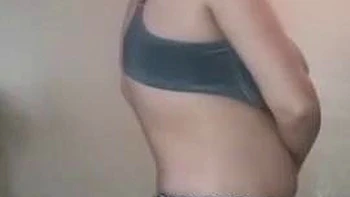 handjob,couple,blowjobs,fetish,short-hair