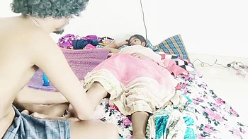 brunette,hd,homemade,indian-amateur,desi-amateur