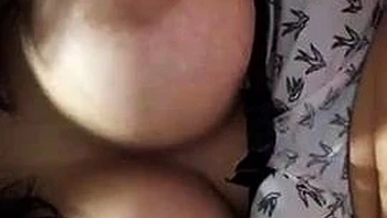 tits,latina,amateur,big-tits,milf