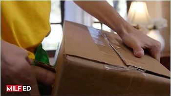 cowgirl,cock-sucking,doggystyle,ebony,hd