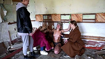 hd,amateur,lesbian,fingering,fetish