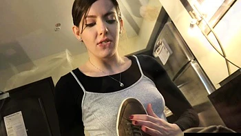 asian,japanese,teen,close-up,cumshot