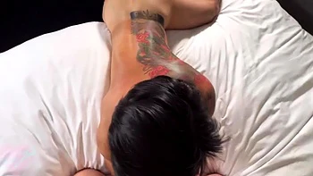 cumshot,hardcore,doggystyle,brunette,close-up