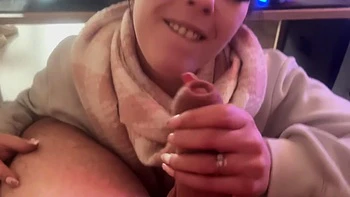 blowjob,cumshot,facial,couple,amateur