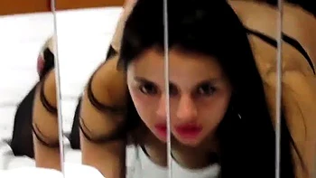 brunette,missionary,babes,amateur,tits