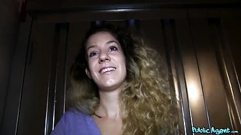 medium-size-tits,missionary,side-fuck,curvy,outdoor