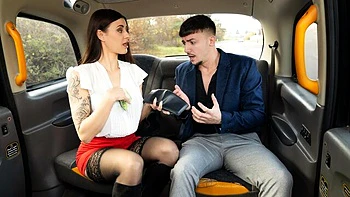 curvy,shaved,big-cock,brown-hair,backseat