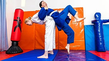 oral,medium-size-tits,masturbation,pussy-licking,shaved