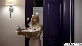 face-sitting,blowjob,pussy-licking,cum-in-mouth,reverse-cowgirl