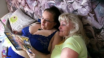 shaved,medium-size-tits,big-ass,masturbation,pussy-licking