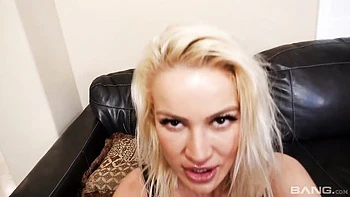 long-hair,oral,straight-hair,milf,missionary