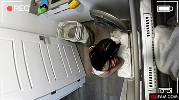 cowgirl,teen-18,doggystyle,side-fuck,blowjob