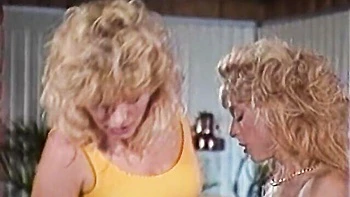 oral,straight-hair,big-ass,pussy-licking,lingerie