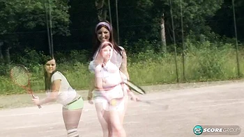 brunette,model,big-ass,nude,straight-hair