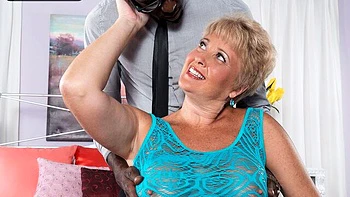 side-fuck,natural-tits,curvy,blowjob,big-tits