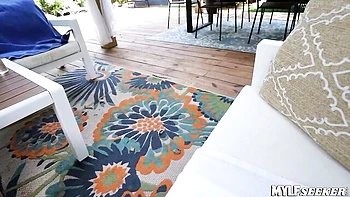 curvy,big-ass,natural-tits,side-fuck,big-cock