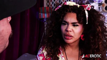 tattooed,pussy-licking,transgender,big-clit,deep-throat