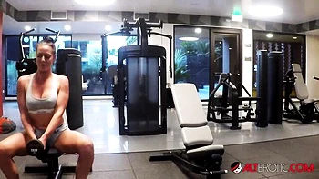 pov,doggystyle,hd,1080p,tattooed