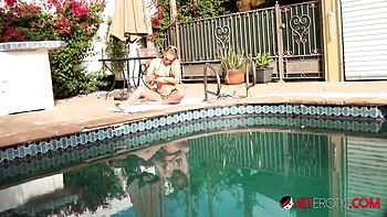 tattooed-women,69,shaved,skinny,reality