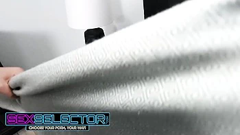 bed-sex,shaved,reverse-cowgirl,sex-selector,small-boobs