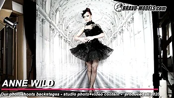 redhead,backstage,dildo,big-tits,babe