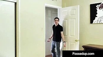 threesome,interracial,blonde,ebony,vnagirls