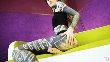 masturbation,pussy-piercing,skinny,fingering,goth